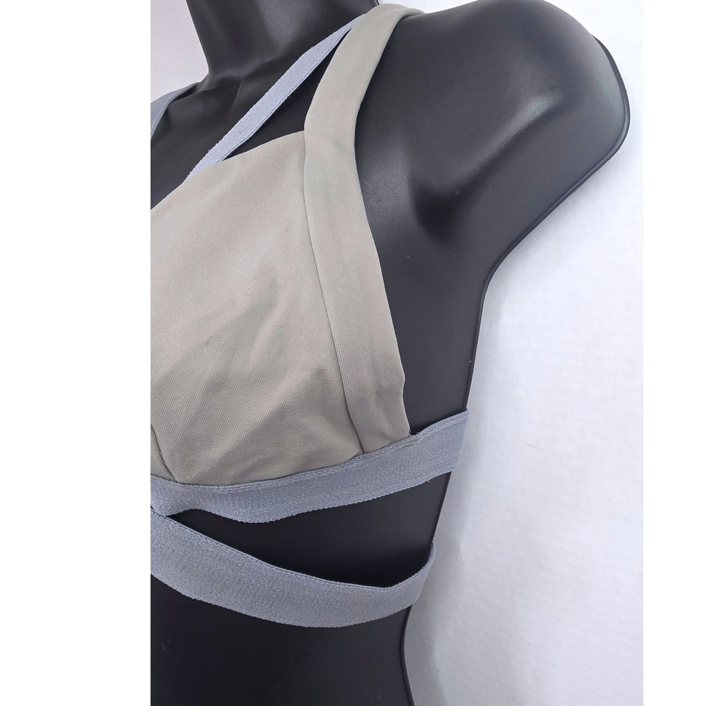 Alo Yoga NADI Sage Green Grey Multi-Strap Cage Sports Bra Size LARGE - Picture 2 of 6
